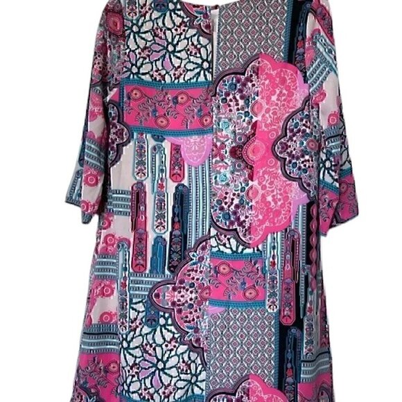 Everly Pink Floral Bohemian Tunic Dress women's size Medium - Picture 3 of 5